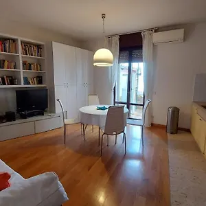 Marconi - Porta Leoni Apartment Verona