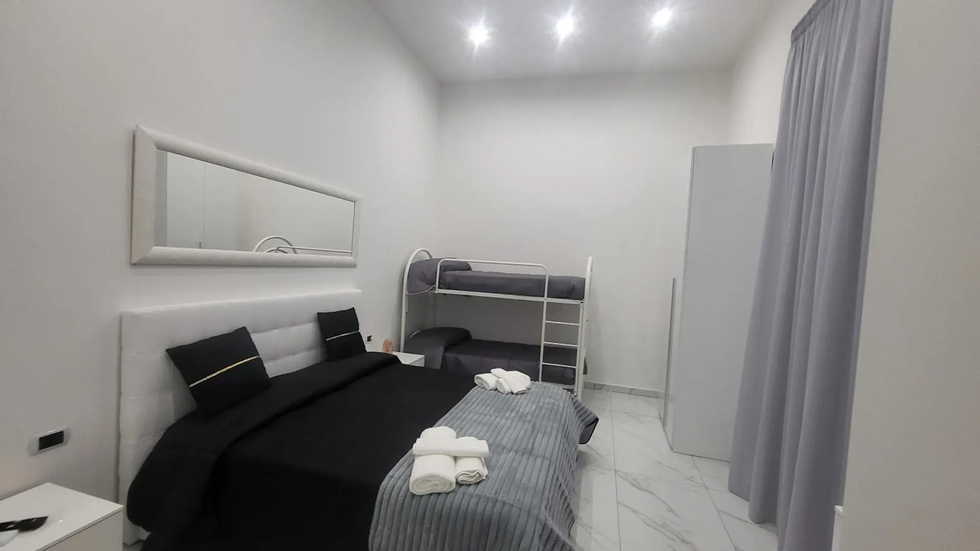 Hotel Live Neapol Pensjonat