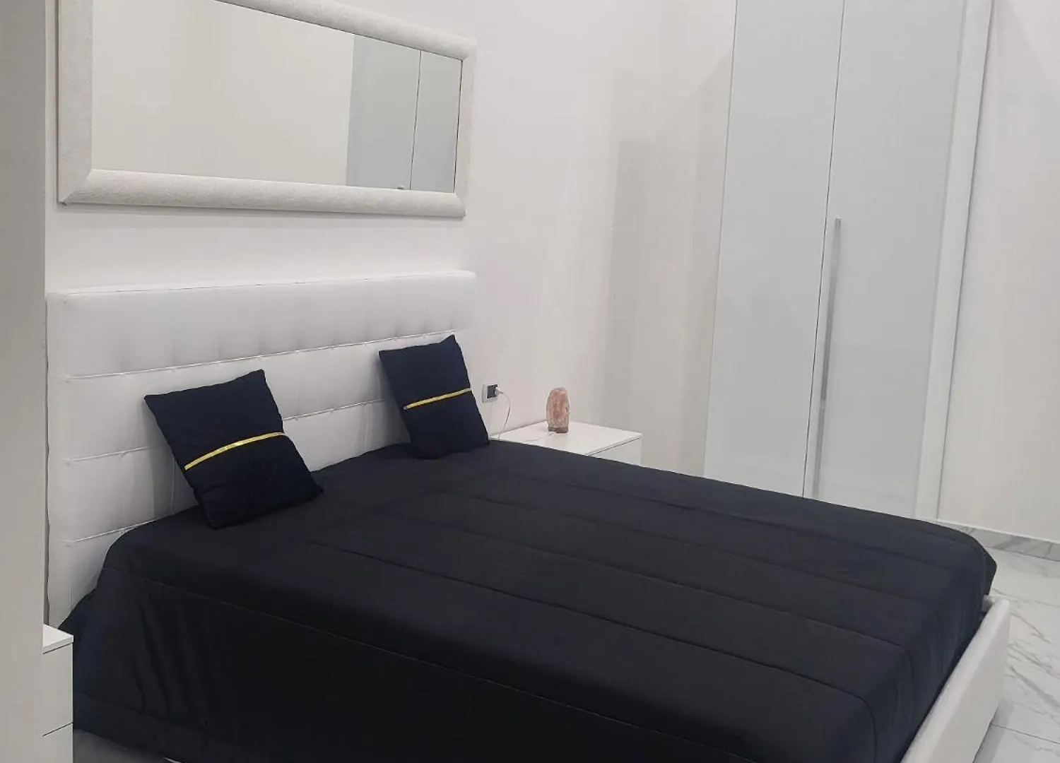 Hotel Live Neapol 0*,  Włochy